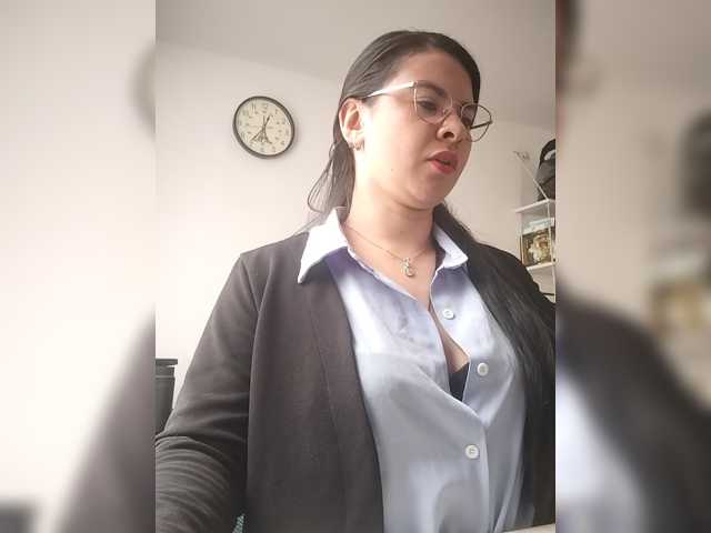 Paolitha25 live cam on BongaCams
