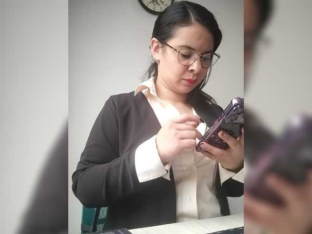 Paolitha25 live cam on BongaCams