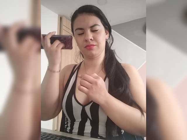 Paolitha25 live cam on BongaCams