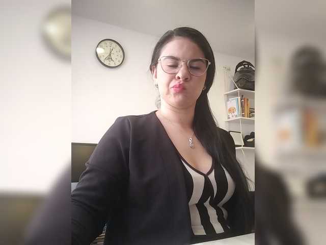 Paolitha25 live cam on BongaCams