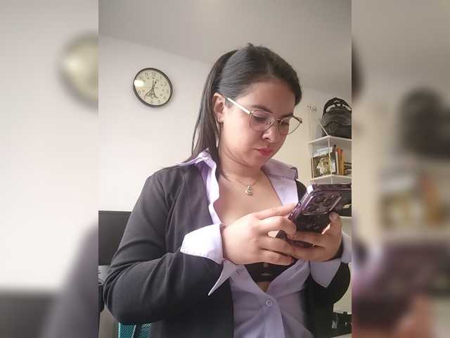 Paolitha25 live cam on BongaCams