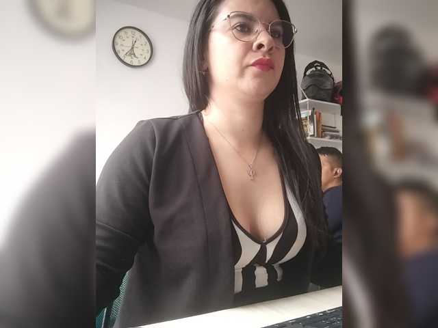 Paolitha25 live cam on BongaCams
