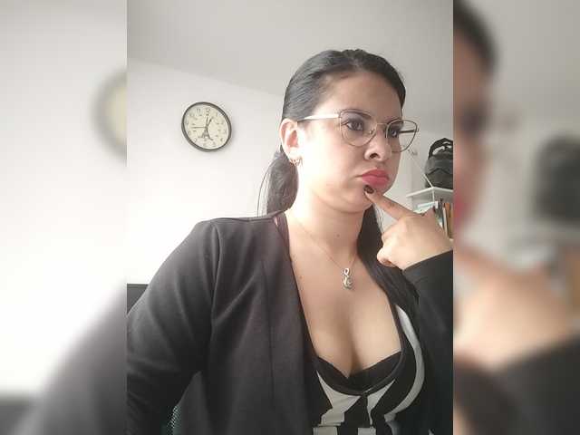Paolitha25 live cam on BongaCams