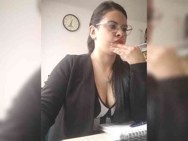 Paolitha25 webcam