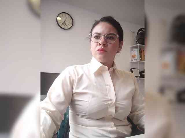 Paolitha25 webcam