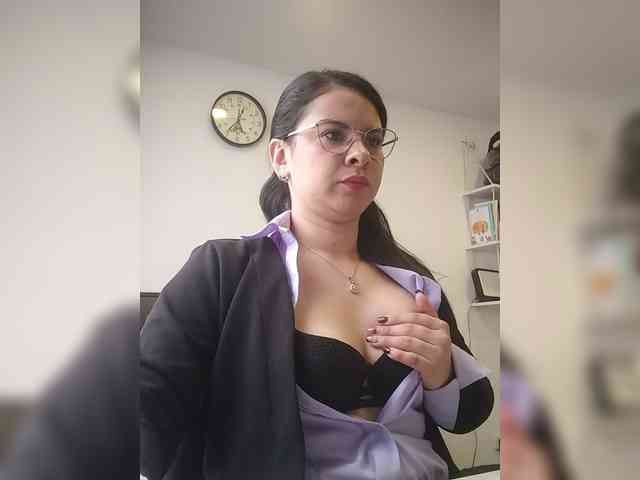 Paolitha25 webcam