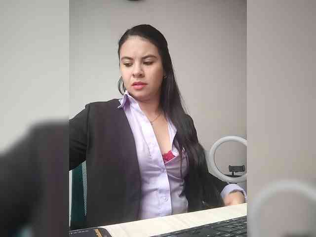 Paolitha25 webcam