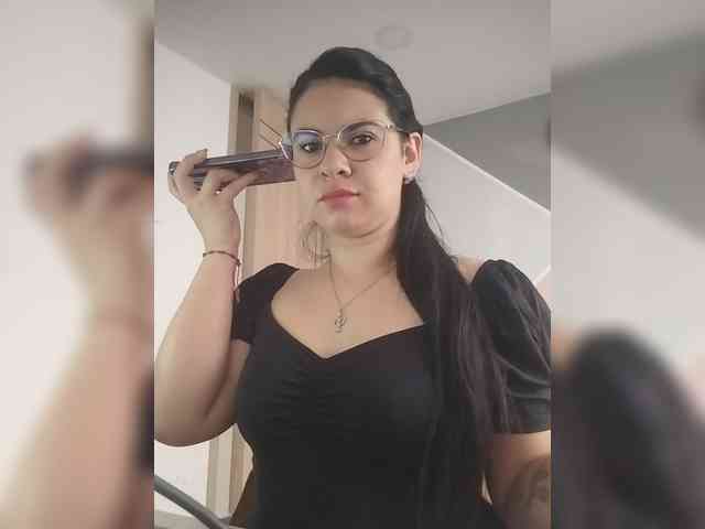 Paolitha25 Live Webcam on BongaCams