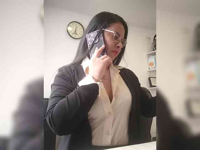 Paolitha25 webcam