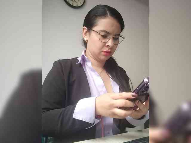 Paolitha25 webcam