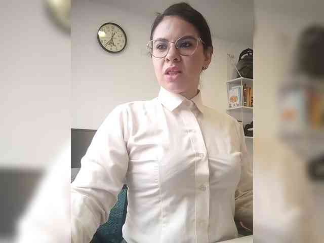 Paolitha25 webcam