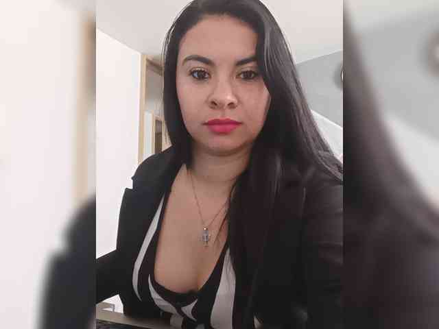 Paolitha25 webcam