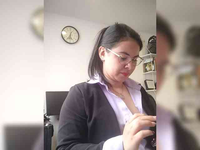 paolitha25's live room