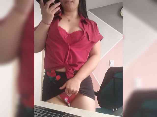 Paolitha25 webcam
