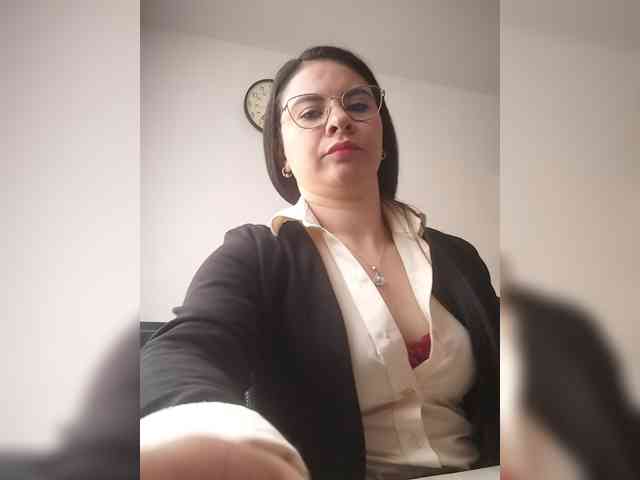 Paolitha25 webcam