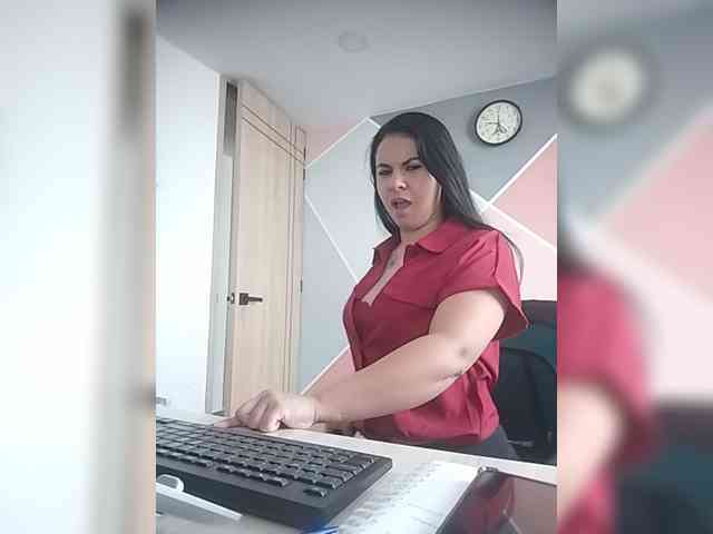 Paolitha25 webcam