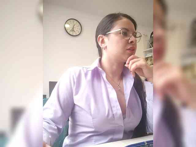 Paolitha25 webcam