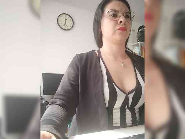 Paolitha25 webcam