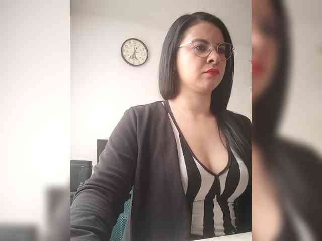 Paolitha25 webcam