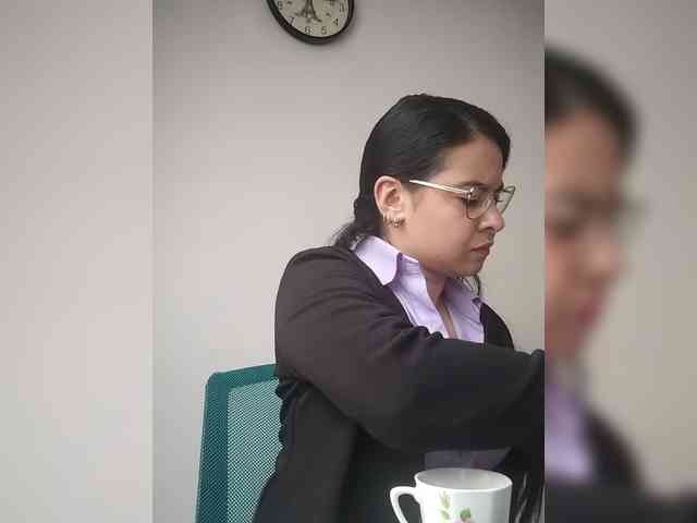 Paolitha25 webcam