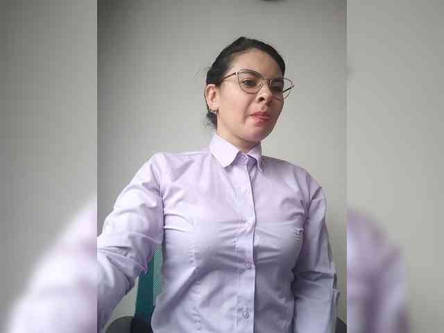 Paolitha25 webcam
