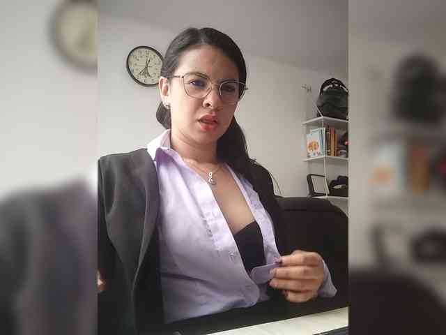 Paolitha25 webcam