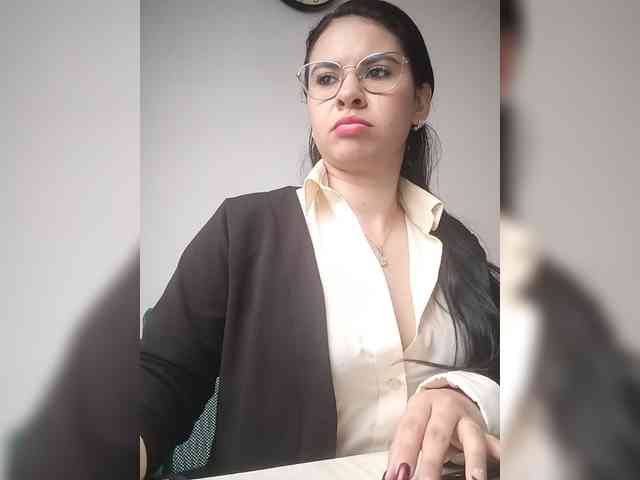 Paolitha25 webcam