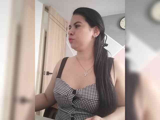 Paolitha25 webcam