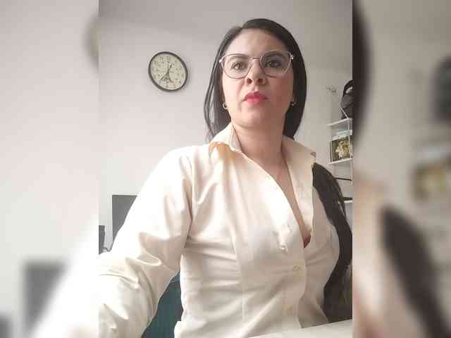 Paolitha25 webcam