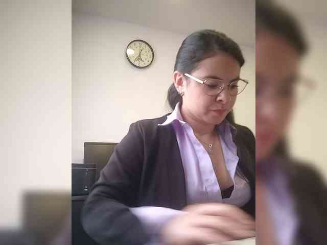 Paolitha25 webcam