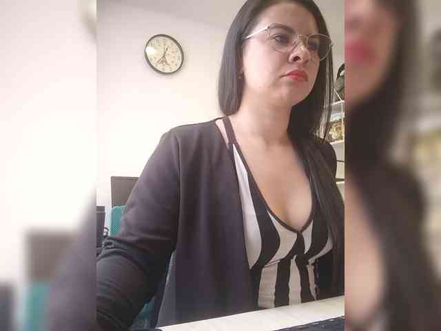 Paolitha25 webcam