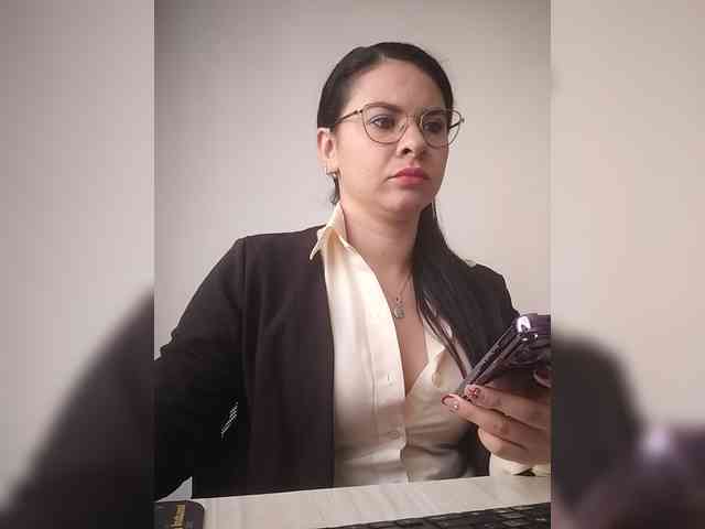Paolitha25 webcam