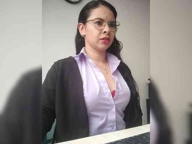 Paolitha25 webcam