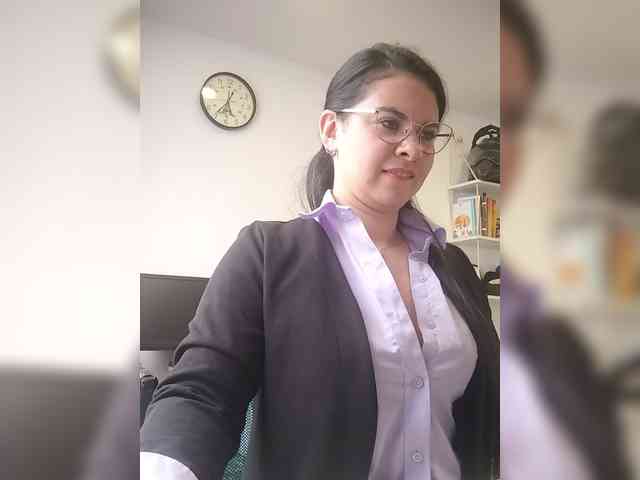 Paolitha25 webcam
