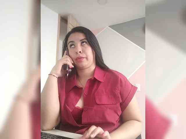 Paolitha25 webcam