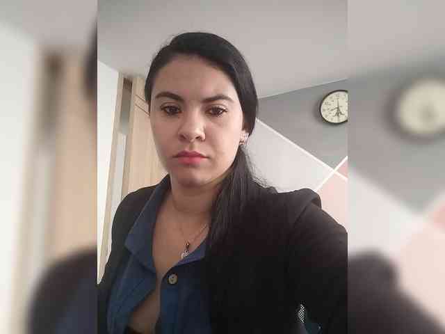 Paolitha25 webcam