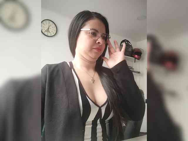 Paolitha25 webcam