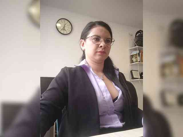 Model: Paolitha25