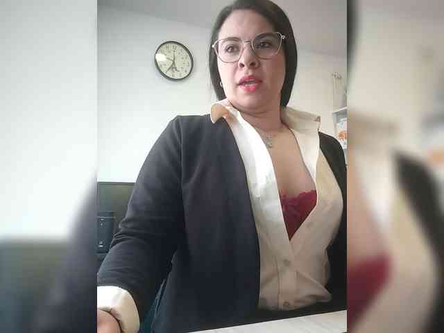 Paolitha25 webcam