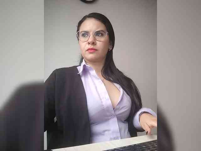 Paolitha25 webcam