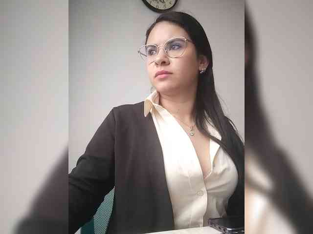 Paolitha25 webcam