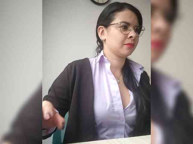 Paolitha25 webcam