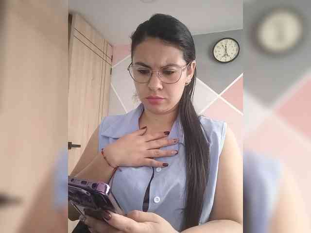 Paolitha25 webcam