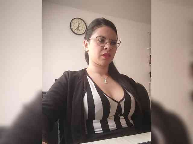Paolitha25 webcam