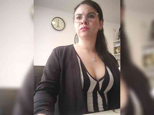 Paolitha25 webcam