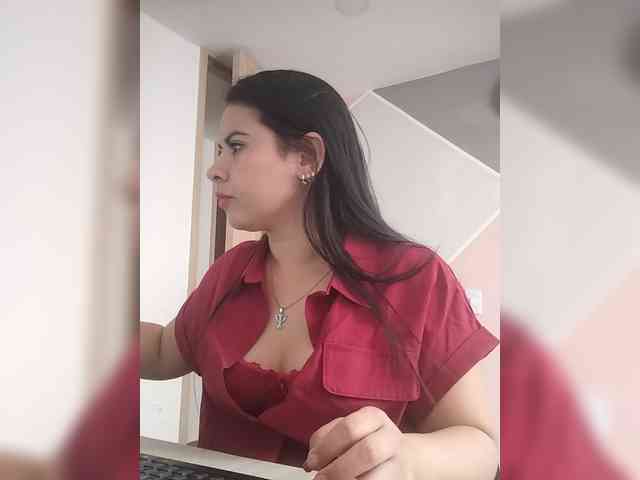 Paolitha25 webcam