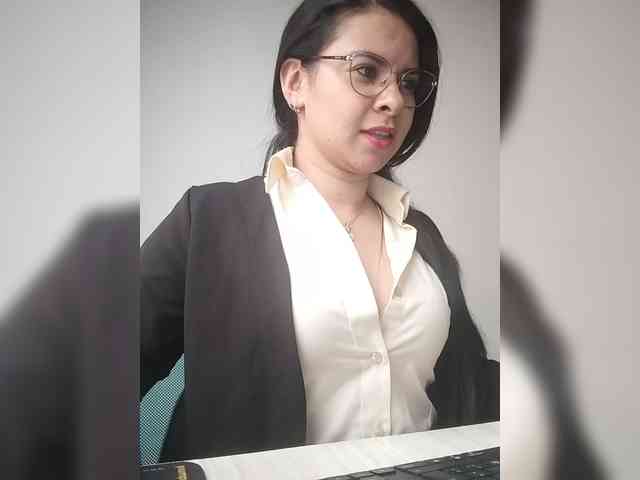 Paolitha25 webcam