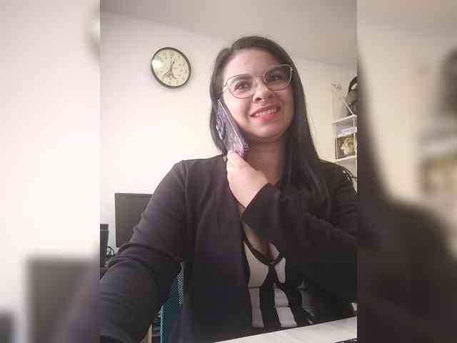 paolitha25's live room