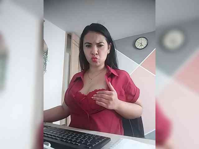paolitha25's live room