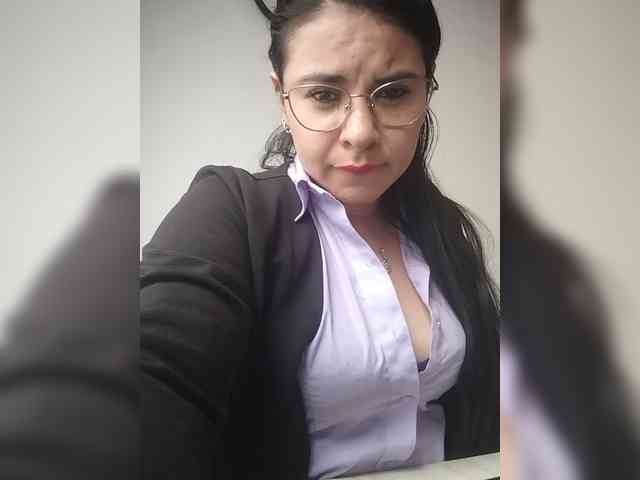 Paolitha25 webcam
